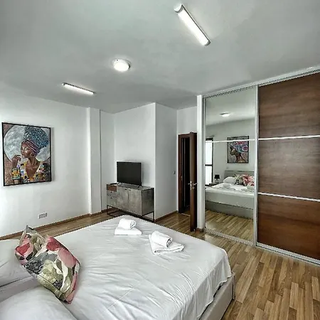 Charming House In The Heart Of Будинок відпочинку *
